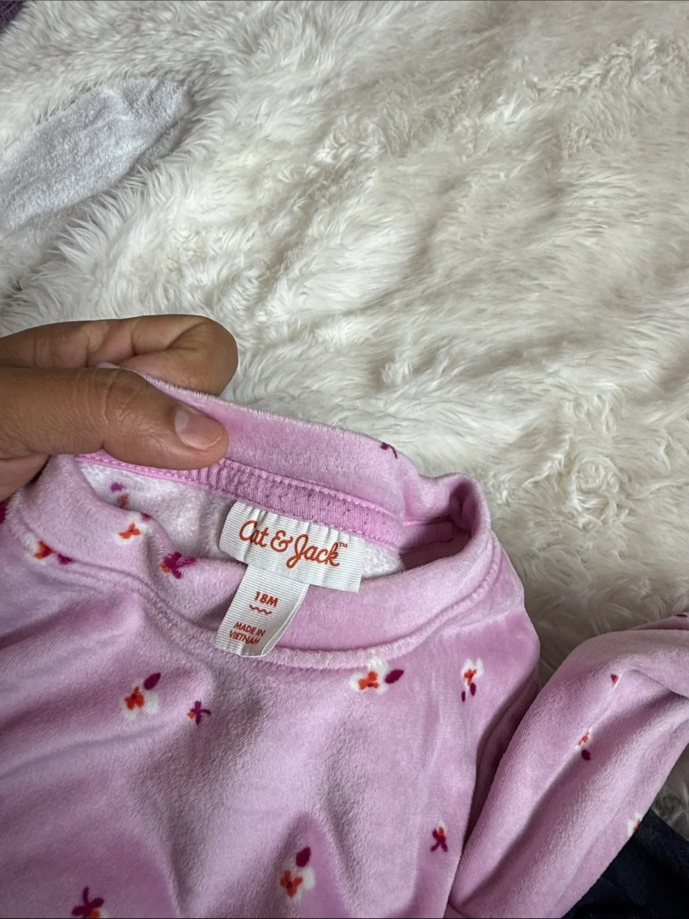 18M Baby  girl Bundle Disney, Carter’s, Cat & Jack, Carhartt 6 Pieces
